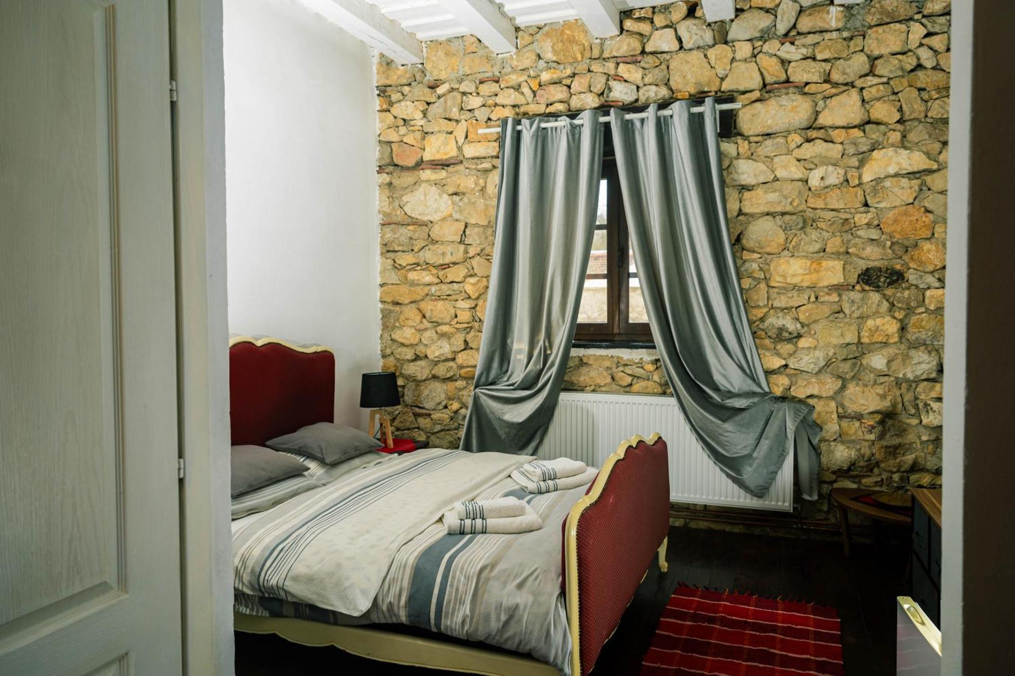 فندق Casa Thea Cheile Nerei Sokolar المظهر الخارجي الصورة